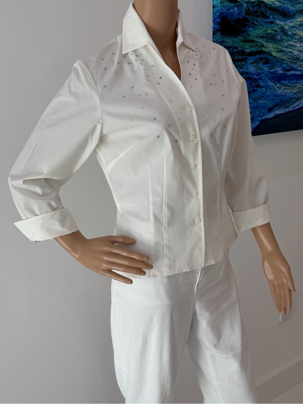 Pretty Nine West White Embellished Button-Front Blouse with Crystals, Size 6 - Picture 8 of 12